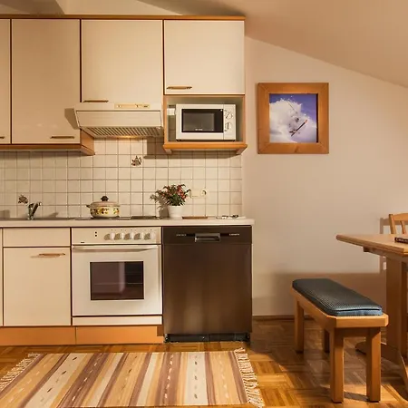 Apartment Salzburg Bruck an der Grossglocknerstrasse
