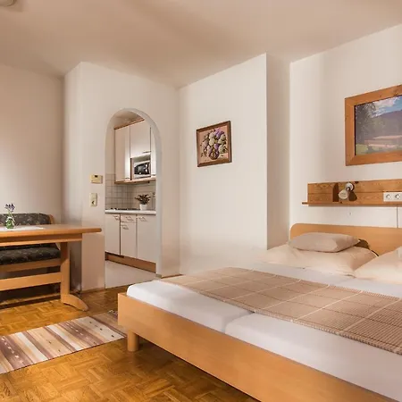 Salzburg Apartmán *